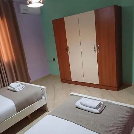 Yucca Apartment