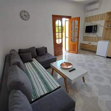 Yucca Apartment Vlorë