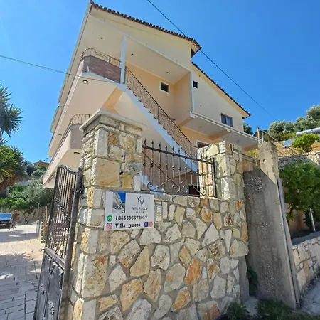 Yucca Apartment