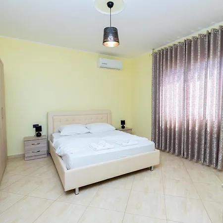 Yucca Apartment Vlorë